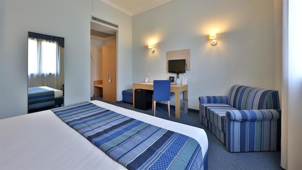 Best Western Hotel Cristallo Mantova Virgilio Bagian luar foto