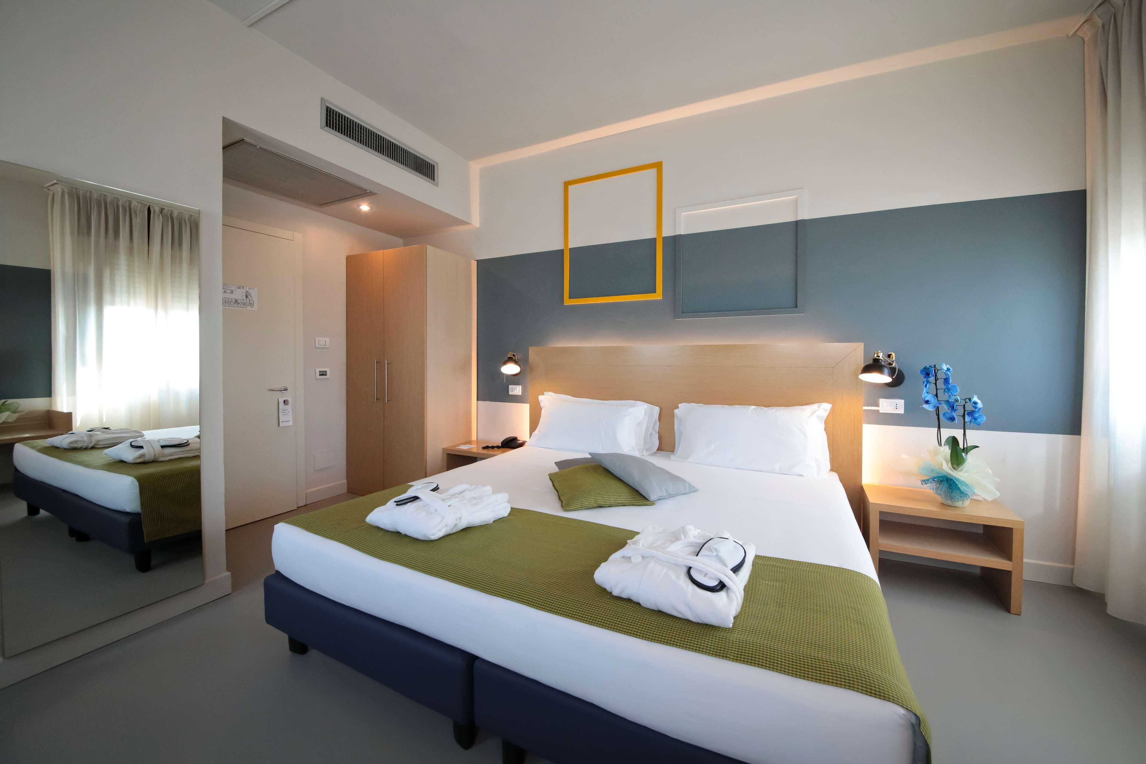 Best Western Hotel Cristallo Mantova Virgilio Bagian luar foto
