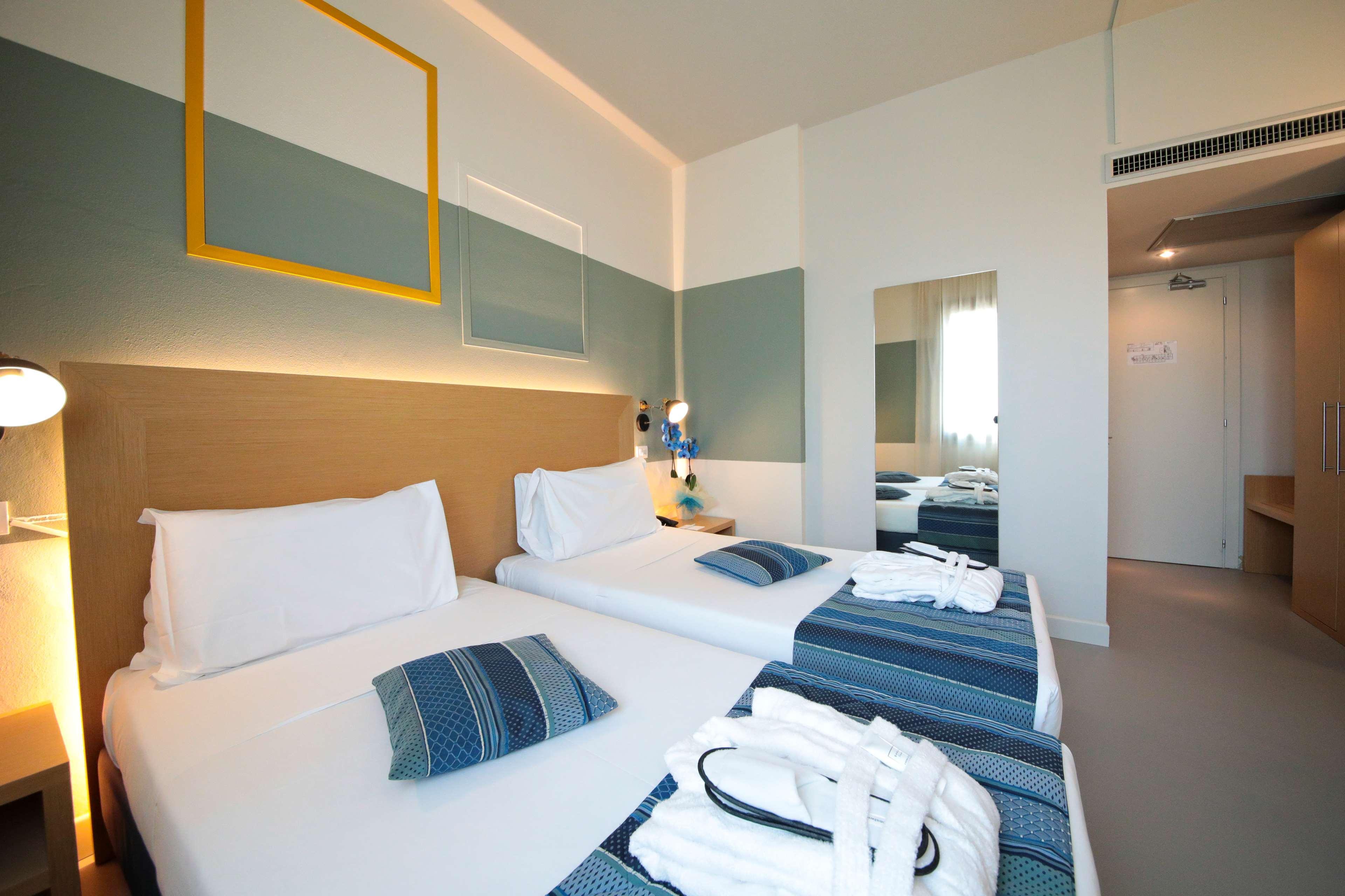 Best Western Hotel Cristallo Mantova Virgilio Bagian luar foto