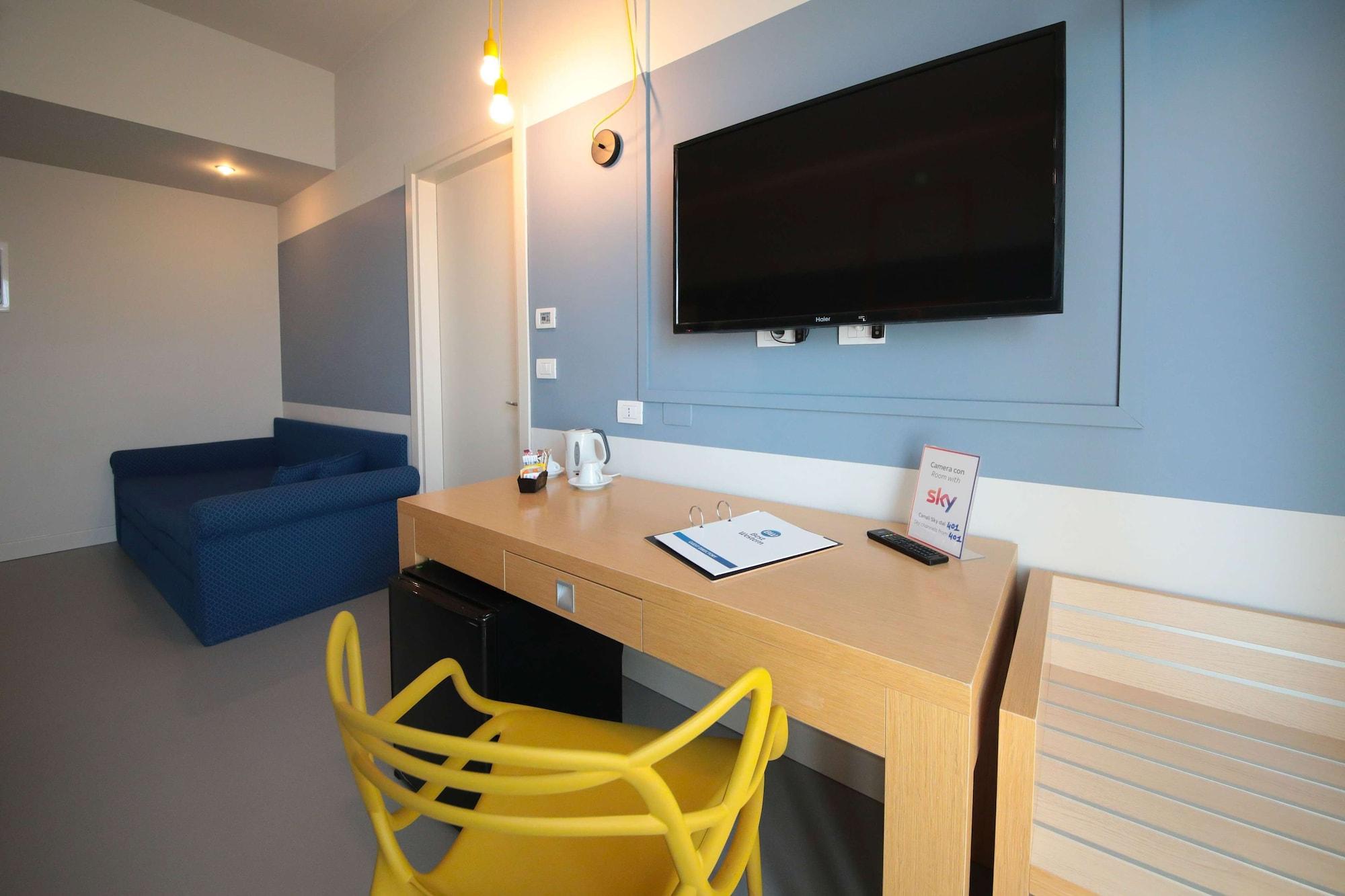 Best Western Hotel Cristallo Mantova Virgilio Bagian luar foto