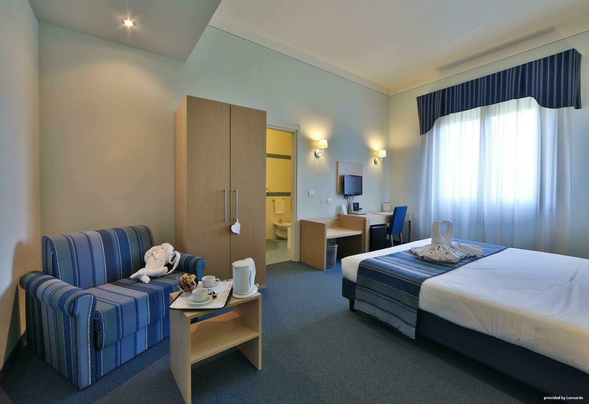 Best Western Hotel Cristallo Mantova Virgilio Bagian luar foto