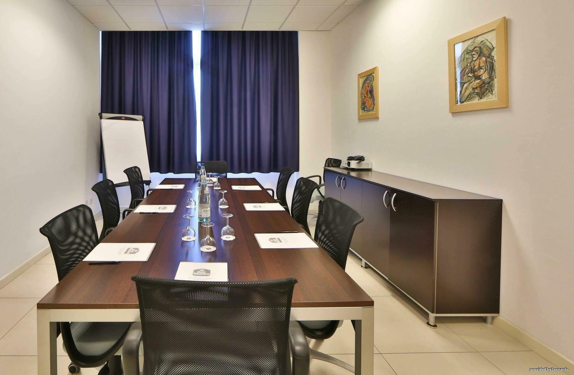 Best Western Hotel Cristallo Mantova Virgilio Bagian luar foto